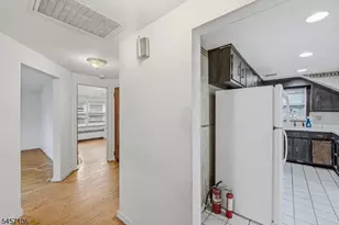 98 Baldwin Pl, Bloomfield, NJ 07003 - Photo 32
