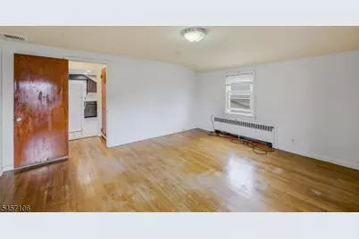 98 Baldwin Pl #2, Bloomfield Twp., NJ 07003 - Photo 42
