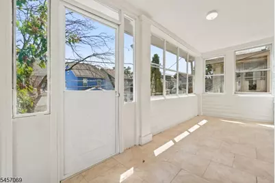 299 Smith St, Newark, NJ 07106 - Photo 6