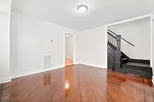 299 Smith St, Newark, NJ 07106 - Photo 14