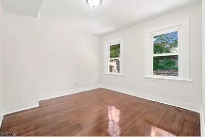 299 Smith St, Newark, NJ 07106 - Photo 22