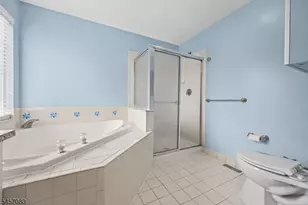 20 Gordon Cir, Parsippany, NJ 07054 - Photo 18