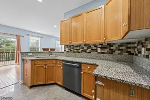 20 Gordon Cir, Parsippany, NJ 07054 - Photo 8