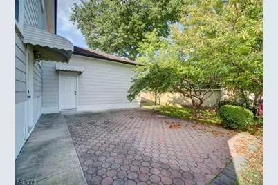 1091 Alfieri Ct, Union Township, NJ 07083 - Photo 44