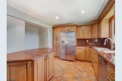 1091 Alfieri Ct, Union Township, NJ 07083 - Photo 26