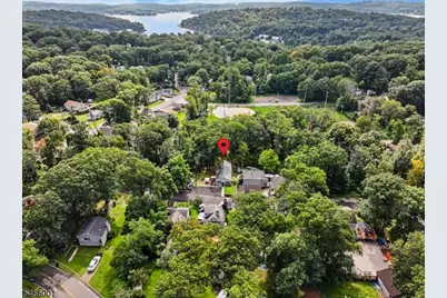 51 Roosevelt Trl, Hopatcong, NJ 07843 - Photo 34
