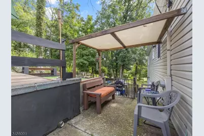 51 Roosevelt Trl, Hopatcong, NJ 07843 - Photo 30