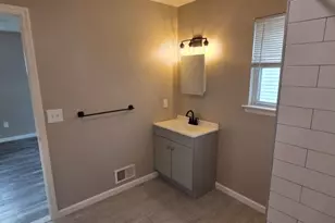 910 Reed Ct, Raritan Township, NJ 08822 - Photo 18