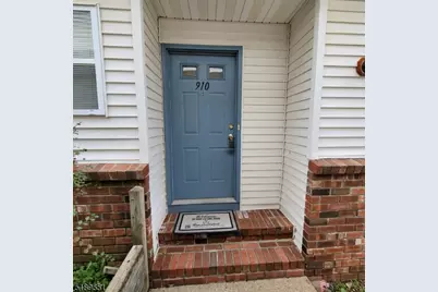 910 Reed Ct, Raritan Township, NJ 08822 - Photo 24