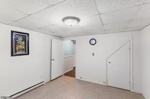 130 Vreeland Ave, Bloomingdale, NJ 07403 - Photo 20