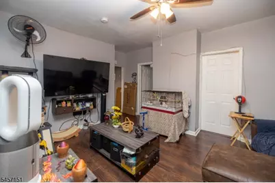 222 Bowers St, Jersey City, NJ 07307 - Photo 18