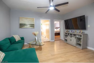 222 Bowers St, Jersey City, NJ 07307 - Photo 4
