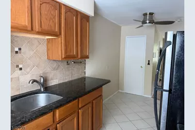 17A S Valley Rd #9, West Orange Township, NJ 07052 - Photo 8