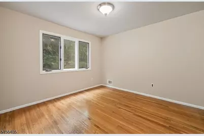 103 Continental Rd, Parsippany, NJ 07950 - Photo 10