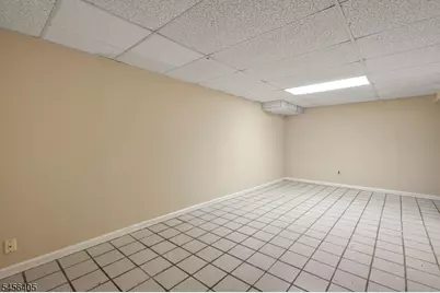 103 Continental Rd, Parsippany, NJ 07950 - Photo 22
