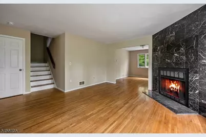 103 Continental Rd, Parsippany, NJ 07950 - Photo 8
