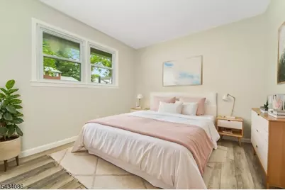 10 Lynnfield Ter, Lopatcong Township, NJ 08865 - Photo 32
