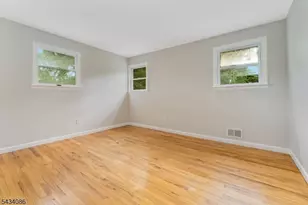 10 Lynnfield Terrace, Lopatcong Township, NJ 08865 - Photo 28