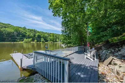 38 Oneida Ave, Hopatcong, NJ 07843 - Photo 2