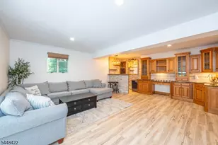 38 Oneida Ave, Hopatcong, NJ 07843 - Photo 18
