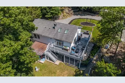 38 Oneida Ave, Hopatcong, NJ 07843 - Photo 4