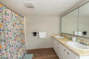 39 Midland Ave, Montclair, NJ 07042 - Photo 14