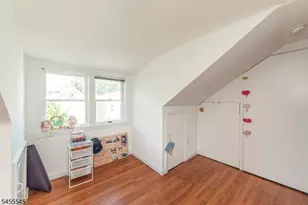 39 Midland Ave, Montclair, NJ 07042 - Photo 18