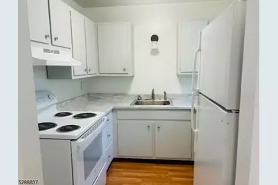 7 Hillside Ave #7, Newton, NJ 07860 - Photo 2