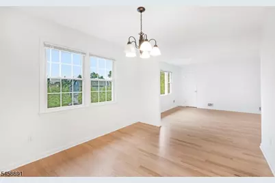 311 Temple Pl, Westfield, NJ 07090 - Photo 10
