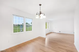 311 Temple Pl, Westfield, NJ 07090 - Photo 10