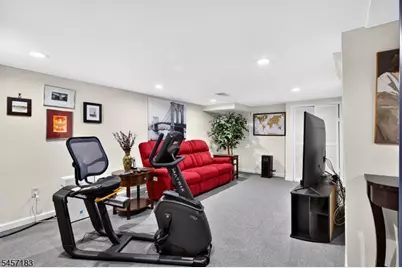 665 Fairfield Way, Union Township, NJ 07083 - Photo 24