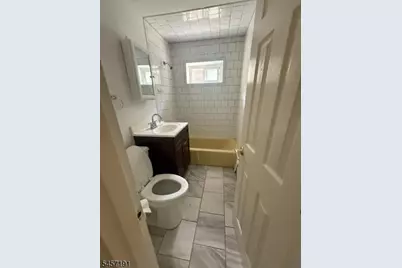 10 Berton Pl #1, Nutley, NJ 07110 - Photo 4