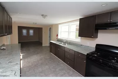 172 Musconetcong River Road, Lebanon Township, NJ 07882 - Photo 2