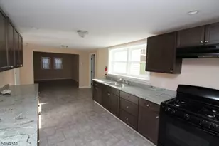 172 Musconetcong River Rd, Lebanon Township, NJ 07882 - Photo 2