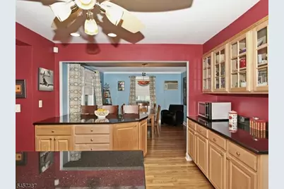 703 Marshall Place, Plainfield, NJ 07062 - Photo 4