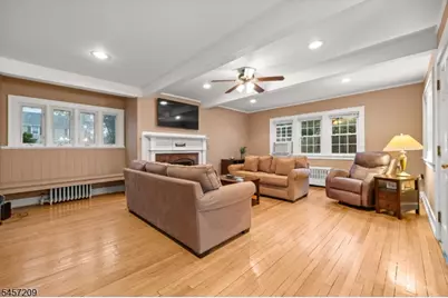 26 Athenia Ave, Clifton, NJ 07013 - Photo 4