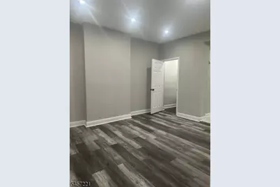104 S 13th St, Newark, NJ 07107 - Photo 12