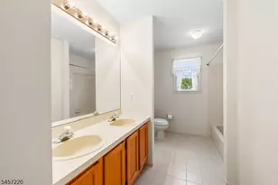 4 Hawthorn Dr, Roxbury Township, NJ 07876 - Photo 36