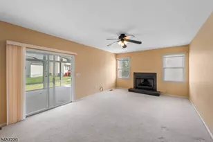4 Hawthorn Dr, Roxbury Township, NJ 07876 - Photo 20