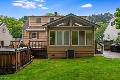 15 Oak Ln, Verona, NJ 07044 - Photo 36
