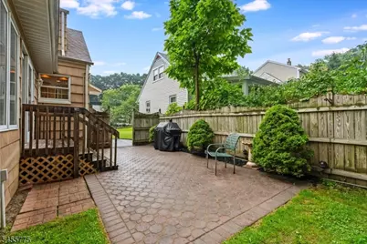 15 Oak Ln, Verona, NJ 07044 - Photo 34