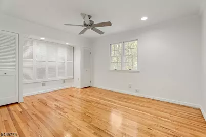 15 Oak Ln, Verona, NJ 07044 - Photo 18