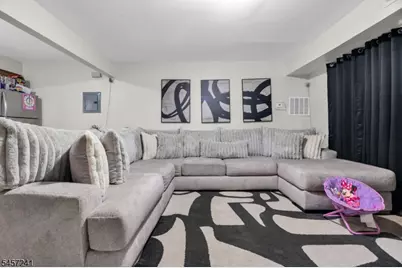 232 4th St, Newark, NJ 07107 - Photo 32