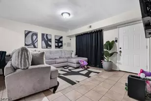 232 4th St, Newark, NJ 07107 - Photo 34