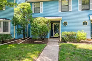 1303 Timber Oaks Rd, Edison, NJ 08820 - Photo 4