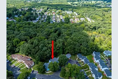 1303 Timber Oaks Rd, Edison, NJ 08820 - Photo 12