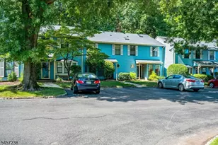 1303 Timber Oaks Rd, Edison, NJ 08820 - Photo 2