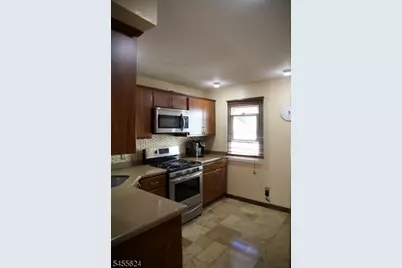 81 S Prospect Terrace, Teaneck Township, NJ 07666 - Photo 8