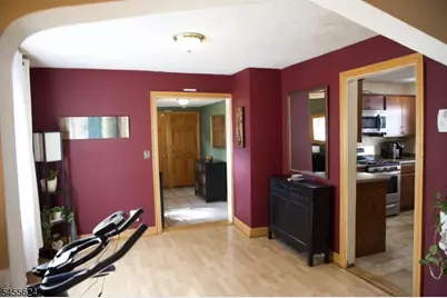 81 S Prospect Terrace, Teaneck Township, NJ 07666 - Photo 6