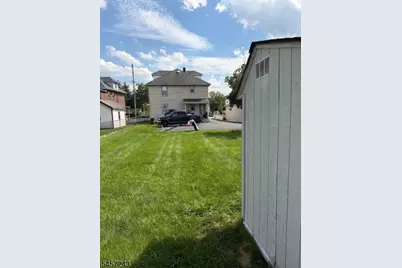 437 Talmadge Ave, Bound Brook, NJ 08805 - Photo 12